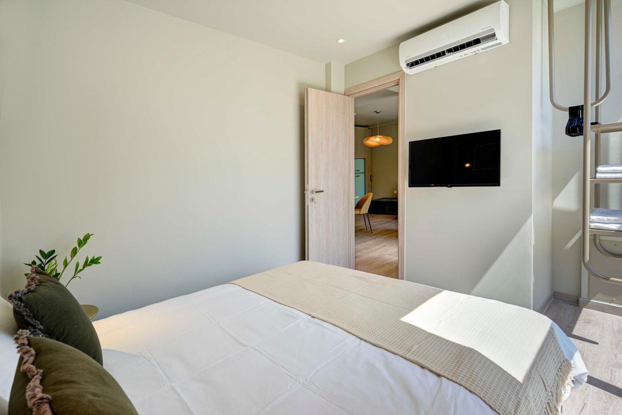 9 Muses Exclusive Suites In Syntagma Атина Екстериор снимка