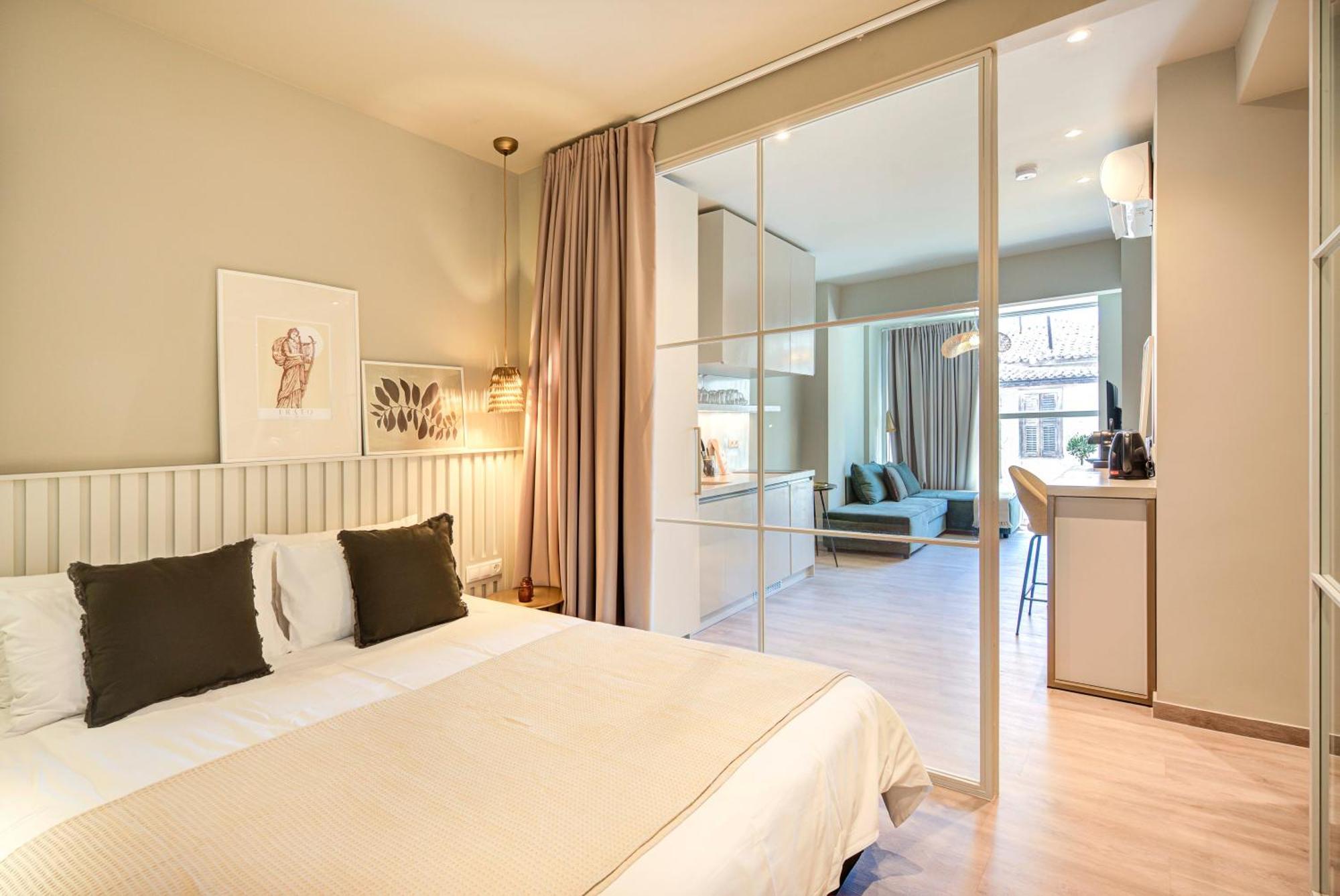 9 Muses Exclusive Suites In Syntagma Атина Екстериор снимка